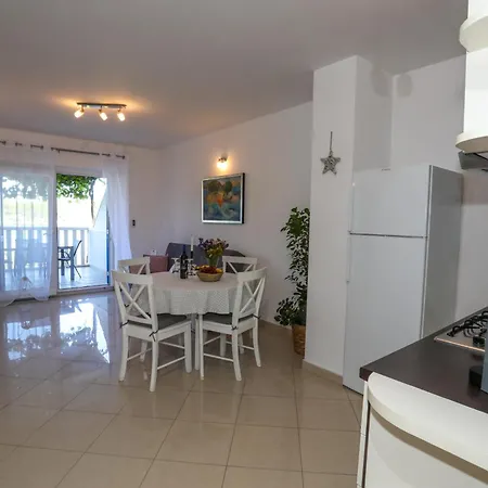 Apartman Island Breeze M