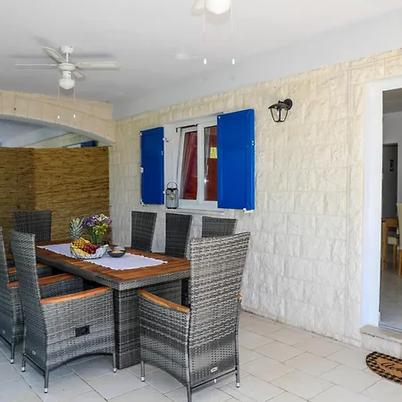 Island Breeze M - Zf Hvar Apartamento *