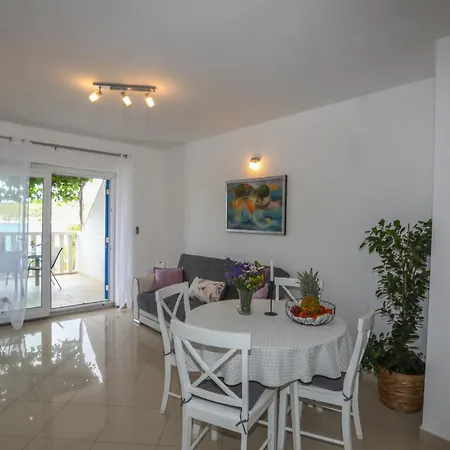 Island Breeze M Apartmán Hvar Town
