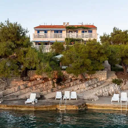 Island Breeze M - Zf Hvar Apartmán *